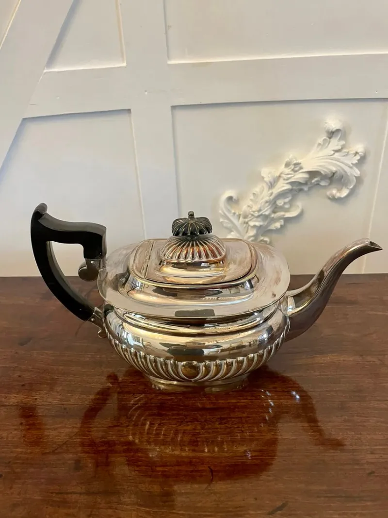 Pamono Antique Edwardian Quality Silver Plated Tea Set, 1900s, Set of 3> Coffee & Tea Service