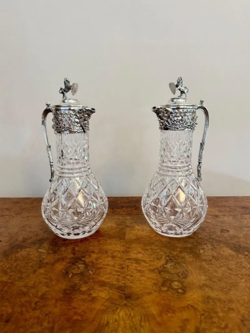 Pamono Antique Edwardian Silver Plated Claret Jugs, 1900, Set of 2> Glassware