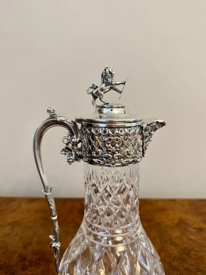 Pamono Antique Edwardian Silver Plated Claret Jugs, 1900, Set of 2> Glassware
