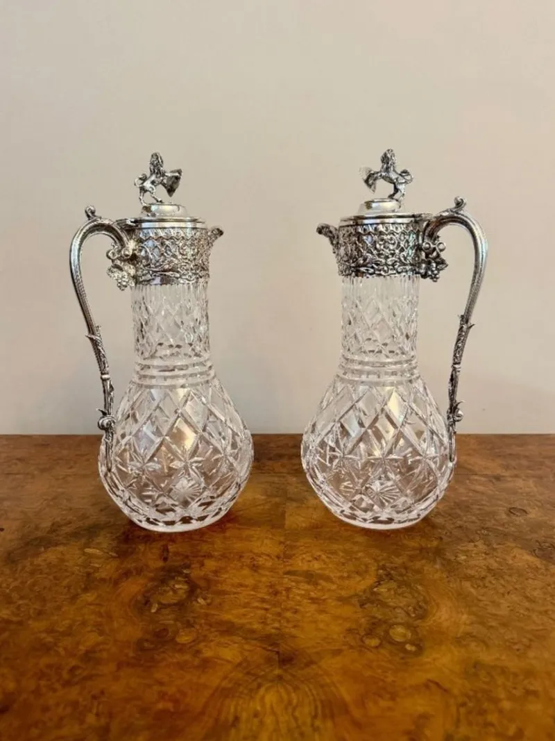 Pamono Antique Edwardian Silver Plated Claret Jugs, 1900, Set of 2> Glassware