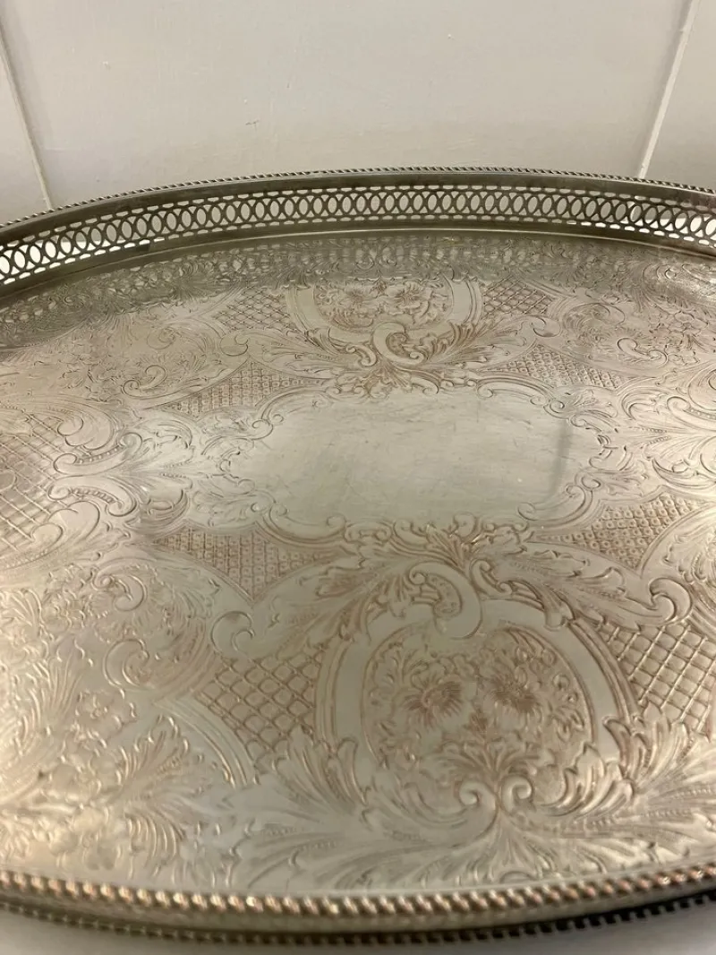 Pamono Antique Edwardian Silver-Plated Engraved Tea Tray, 1900s> Trays