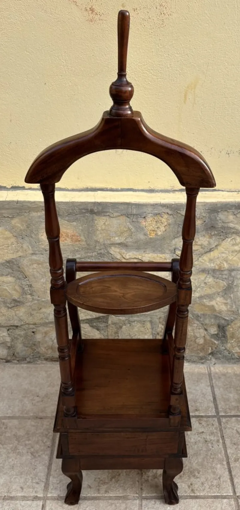 Outlet Pamono Antique English Chippendale Hardwood Valet Stand with One Drawer, 1890s