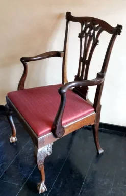 Pamono Antique English Chippendale Style Chair