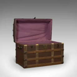 Hot Pamono Antique English Dome Top Trunk in Oak, 1910