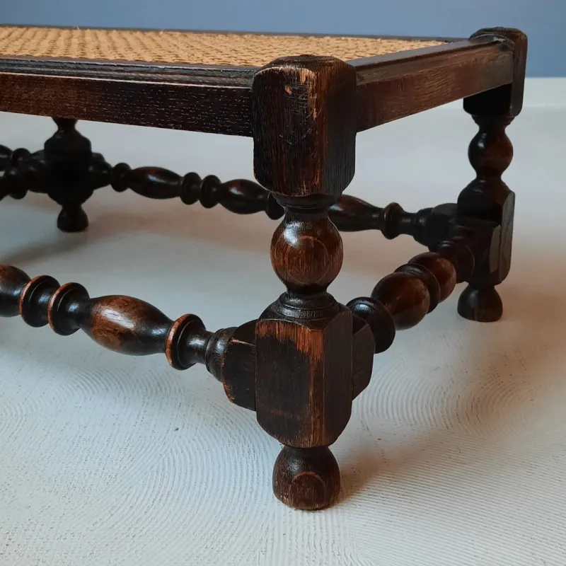 Pamono Antique English Foot Bench with Rattan, 1920s> Benches