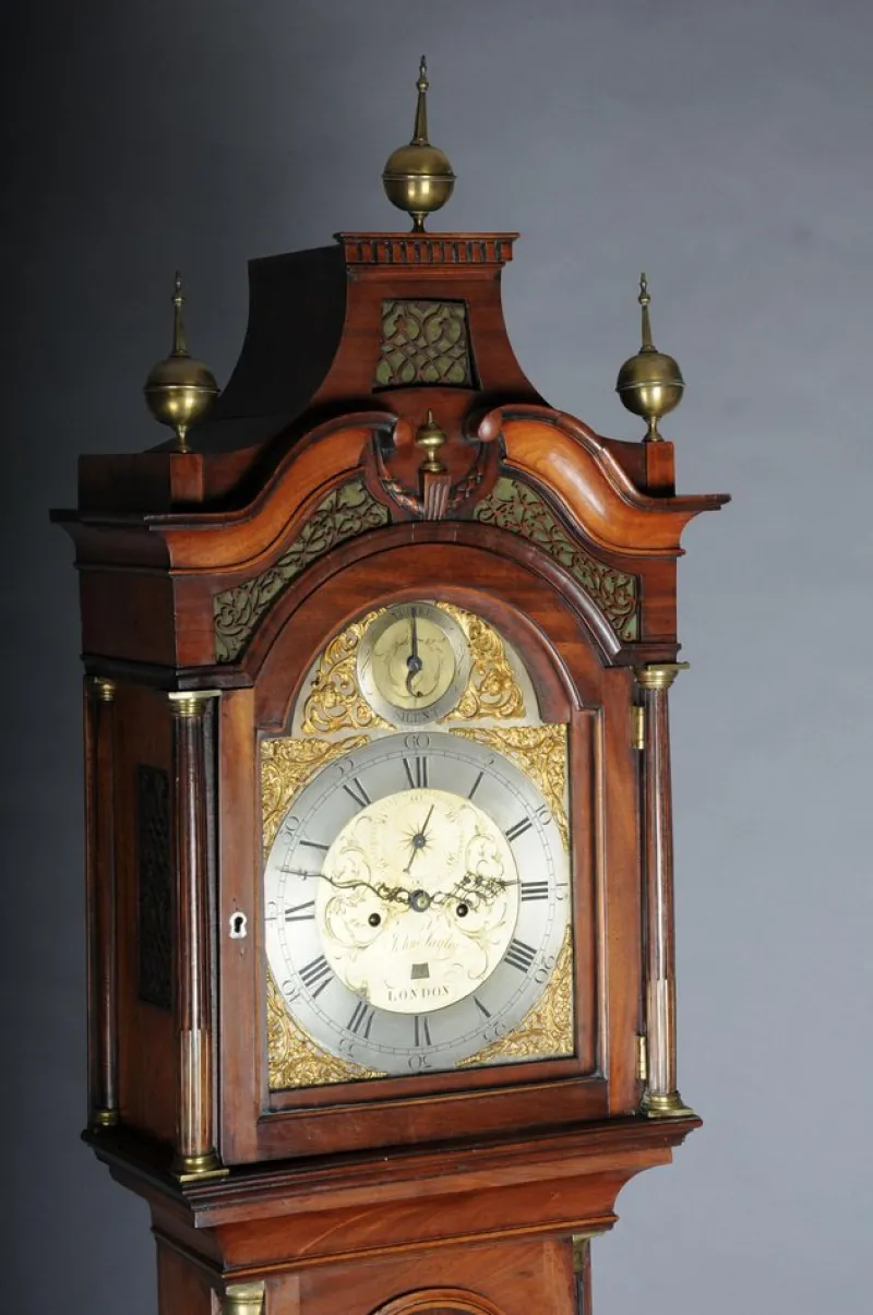 Hot Pamono Antique English Grandfather Clock in Mahogany, 18th Century