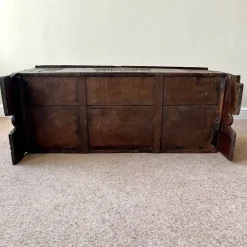 Pamono Antique English Jacobean Carved Chest in Oak, 1650><noscript><img width=