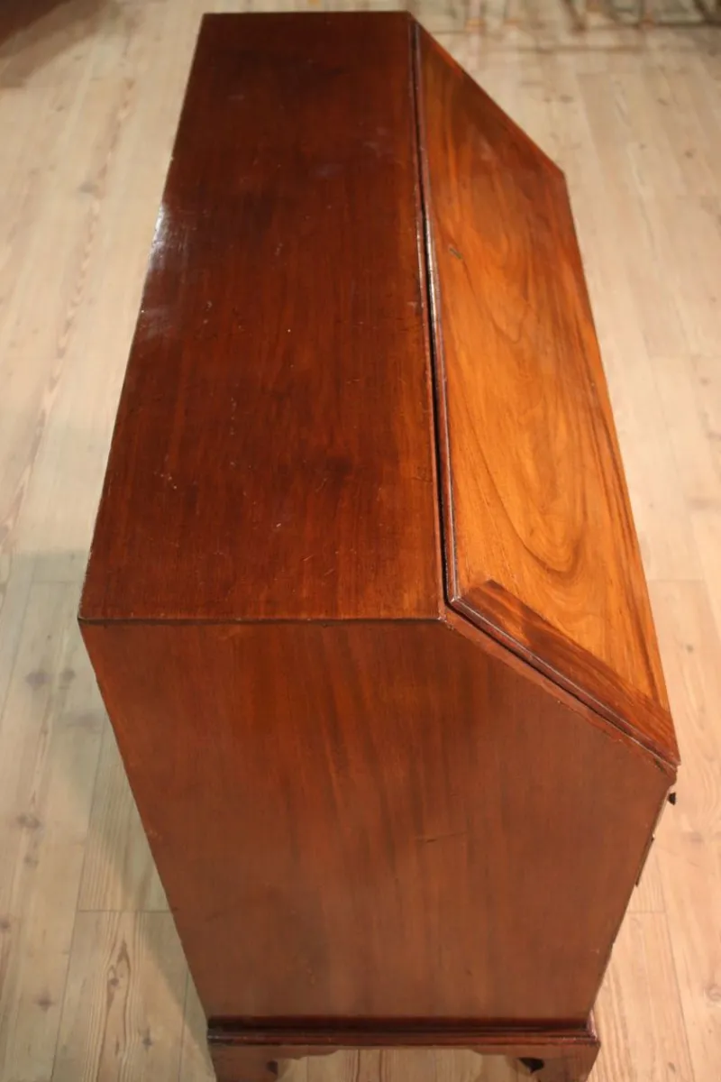 Pamono Antique English Mahogany Secretaire> Secretaires