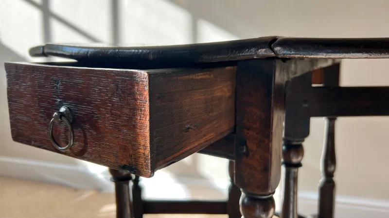 Pamono Antique English Oak Fold-Over Table, 1670s> Coffee & Side Tables