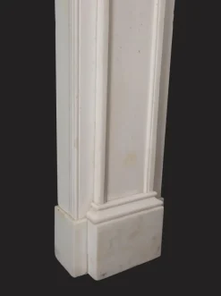 Pamono Antique English Statuary White Marble Fireplace Mantel, 1830><noscript><img width=