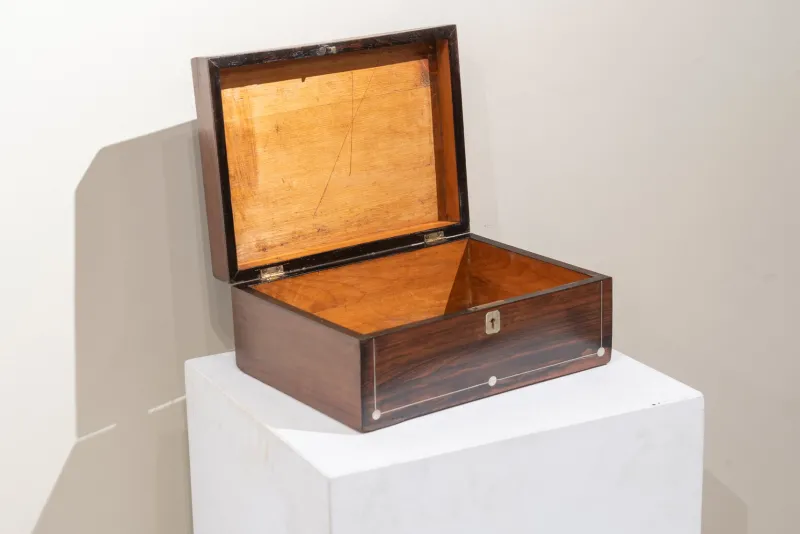 Pamono Antique English Tabletop Safe with Key, 1800s> Trunks Crates & Baskets