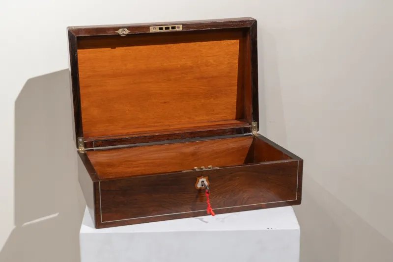 Pamono Antique English Tabletop Safe with Key, 1800s> Trunks Crates & Baskets