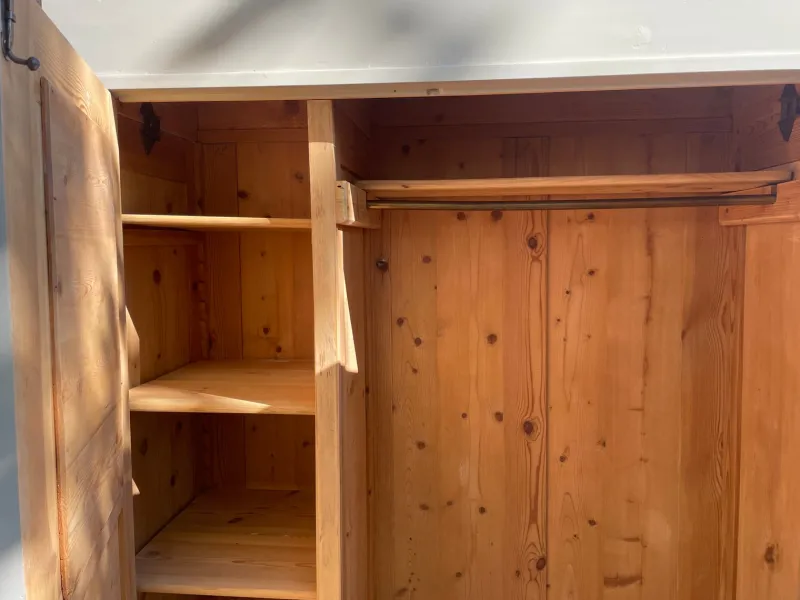 Pamono Antique Fir Wardrobe, 1890s> Cabinets & Wardrobes