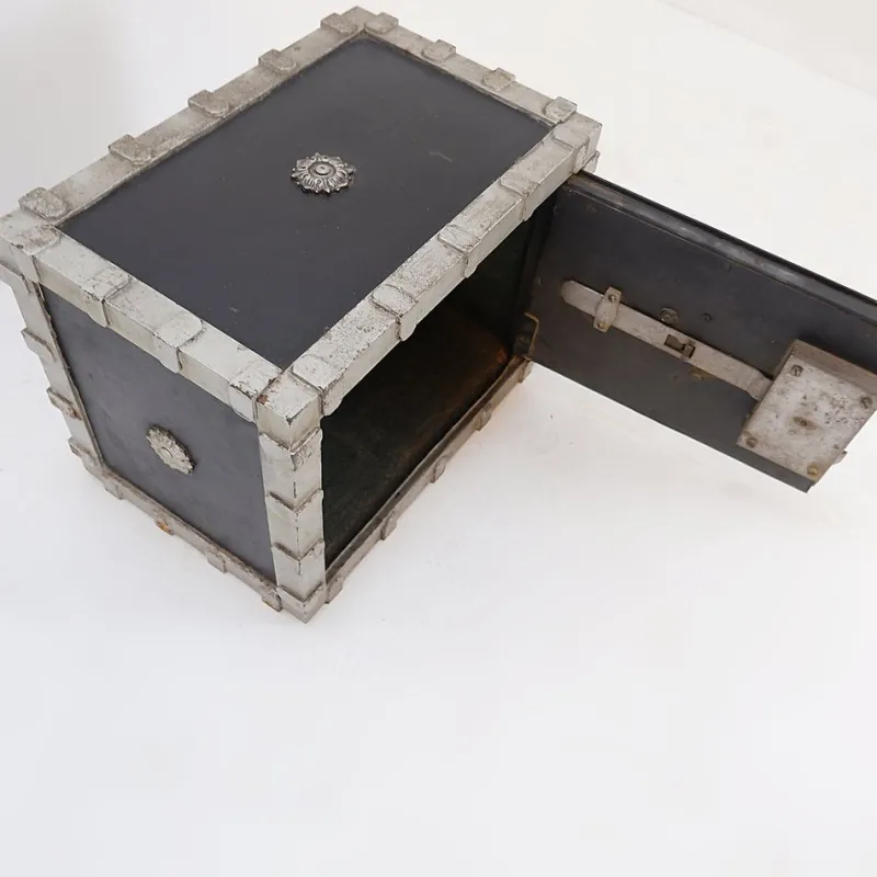 Pamono Antique Fireproof Cast Iron Safe> Fireplaces And Mantels