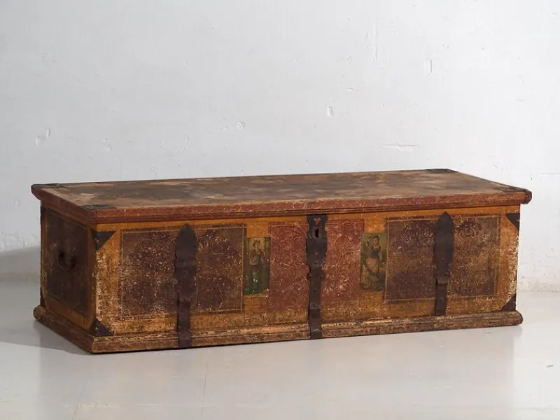 Pamono Antique Folk Art Bridal Trunk, 1820s> Trunks Crates & Baskets