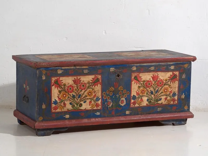 Pamono Antique Folk Art Chest, 1870s> Trunks Crates & Baskets