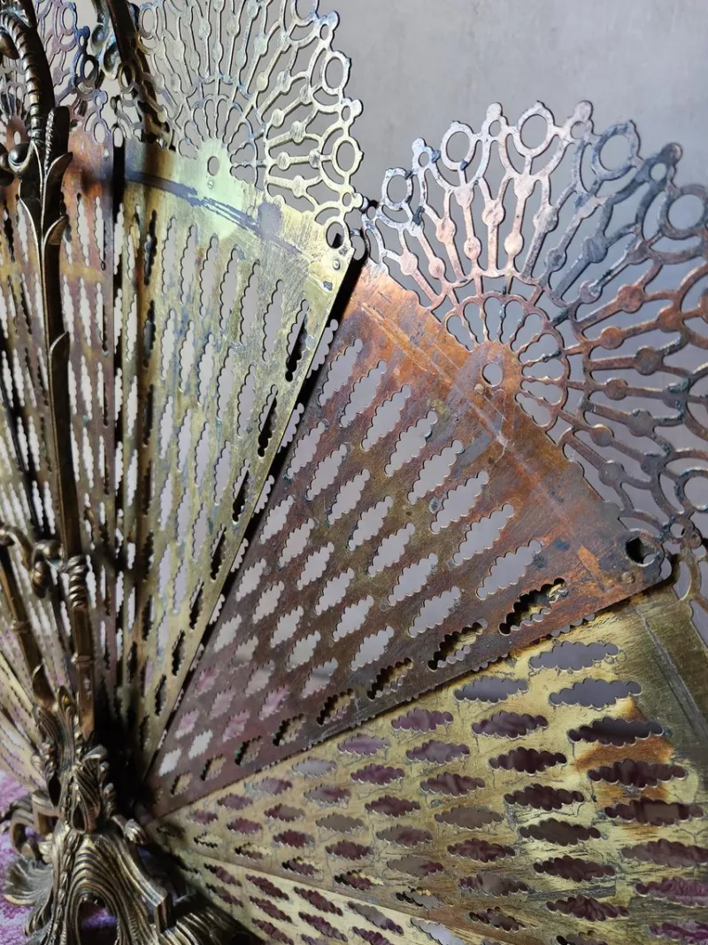 Pamono Antique French Brass Peacock Tail Pare-Feu / Fireplace Screen, 1800s> Fireplaces And Mantels
