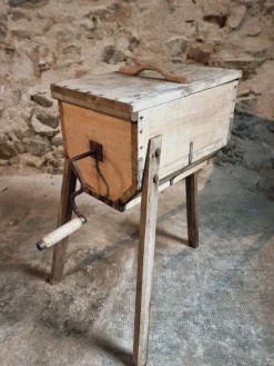 Pamono Antique French Butter Churn in Chestnut, 1890s> Worktables & Workbenches