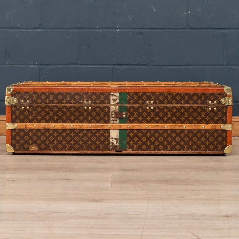 Pamono Antique French Cabin Trunk in Louis Vuitton, 1910> Trunks Crates & Baskets