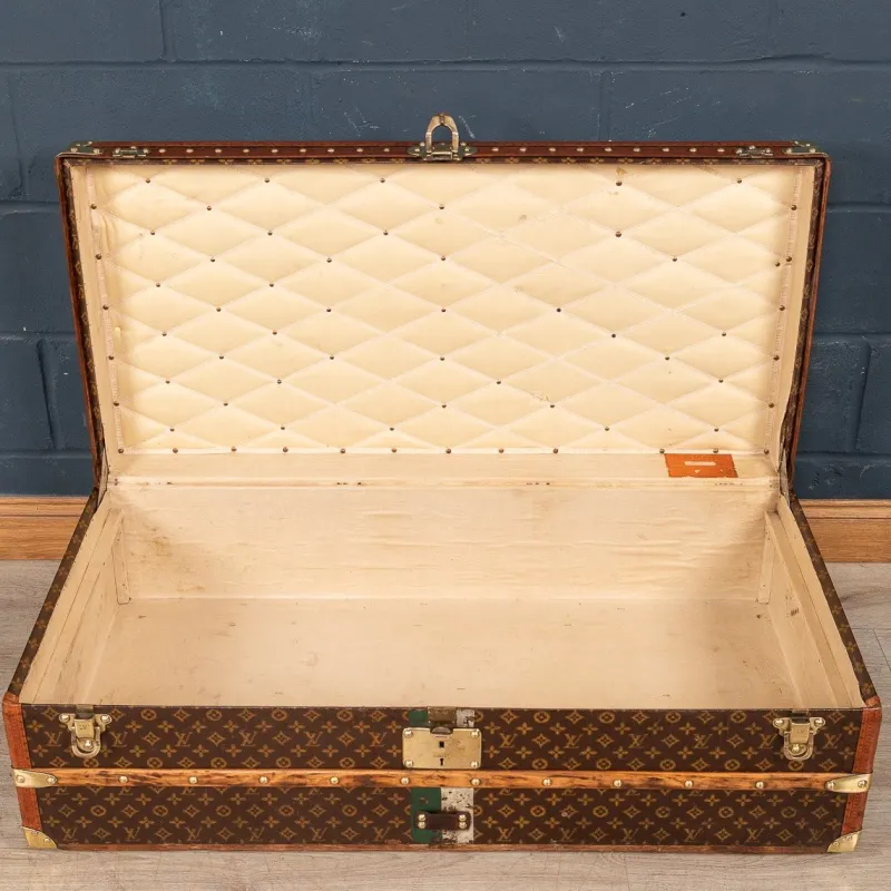 Pamono Antique French Cabin Trunk in Louis Vuitton, 1910> Trunks Crates & Baskets