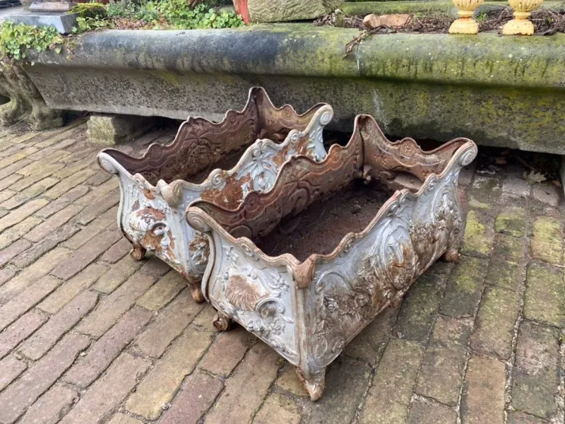 Pamono Antique French Cast Iron Garden Planters or Jardinières, Set of 2> Planters And Jardiniere