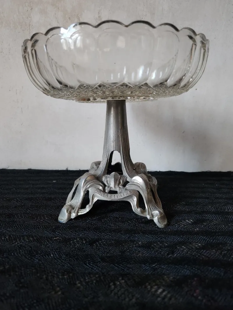 Pamono Antique French Crystal Compotier from La Samaritaine, Paris, France, Late 19th Century> Bowls