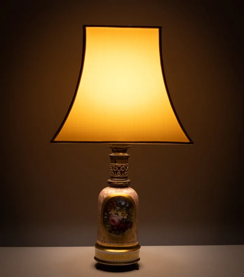 Sale Pamono Antique French Hand Painted Table Lamp in Sevres Porcelain, 1880s