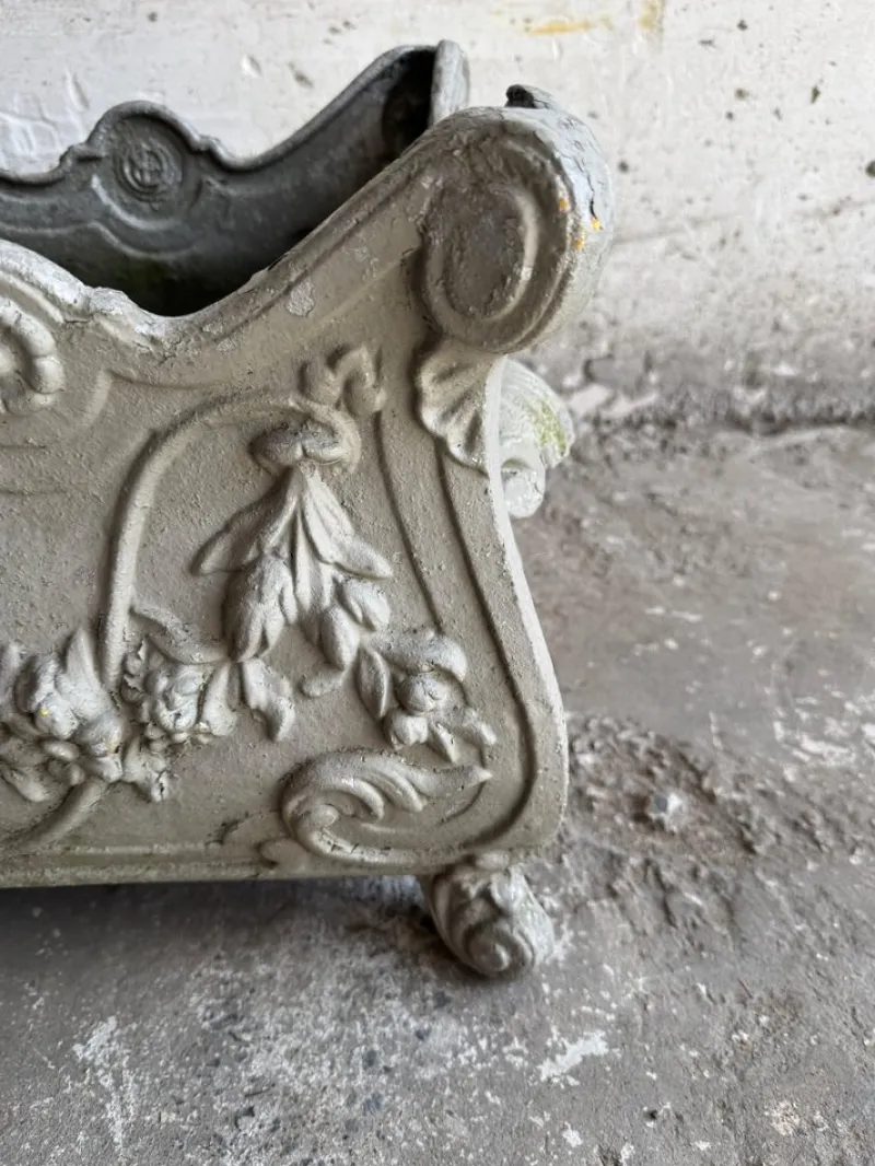 New Pamono Antique French Jardinière in Cast Iron