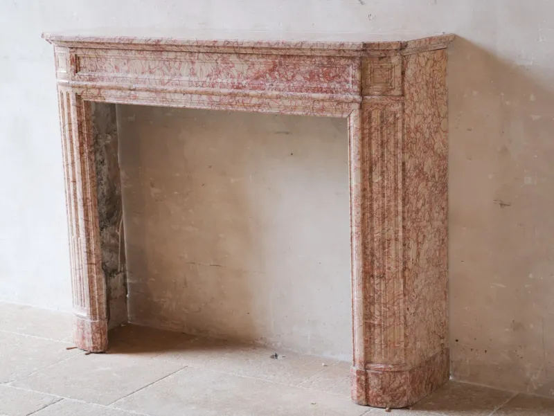 Pamono Antique French Marble Fireplace in Pink Tones> Fireplaces And Mantels
