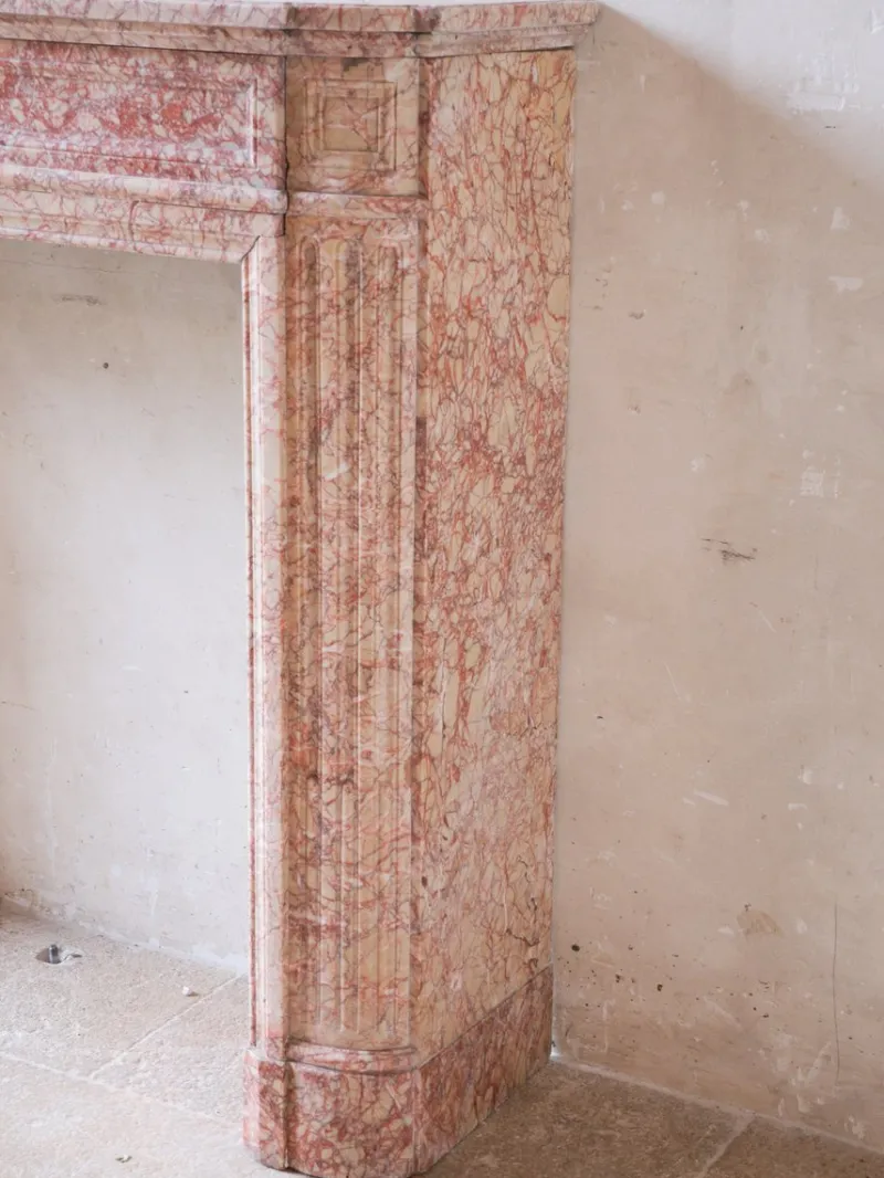 Pamono Antique French Marble Fireplace in Pink Tones> Fireplaces And Mantels