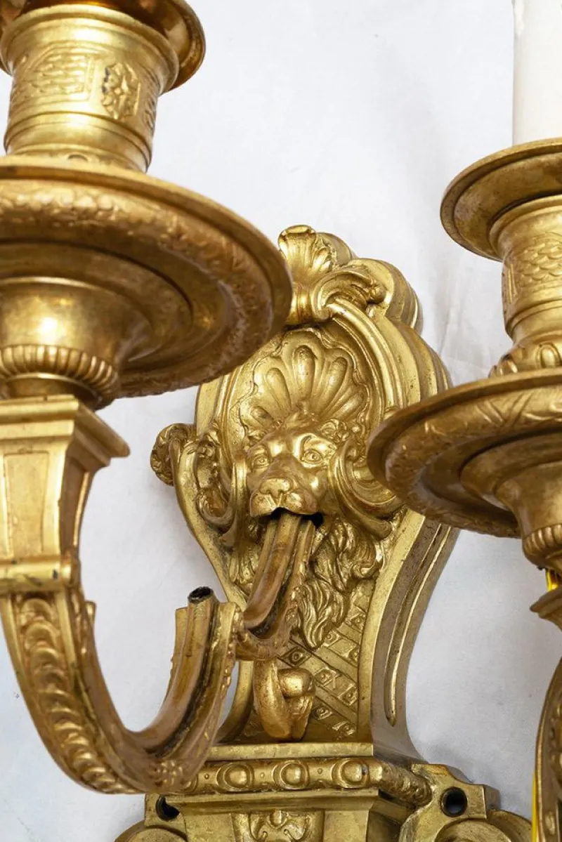 Pamono Antique French Napoleon III Wall Sconces in Chiseled Gilt Bronze, Late 19th Century, Set of 2> Wall Lights & Sconces