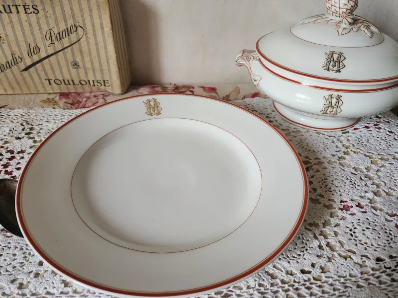 Pamono Antique French Porcelain Pillivuyt Soup Tureen with Gilded MB/BM Monogram> Serving Dishes