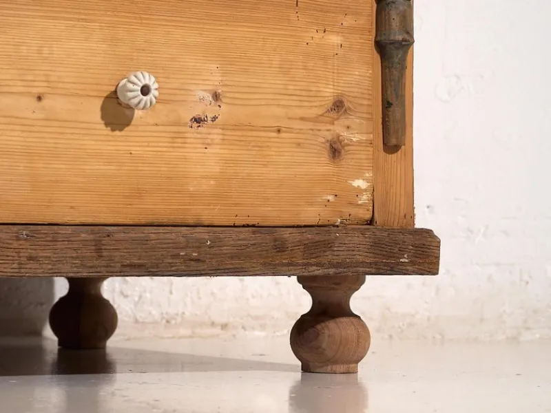 Pamono Antique French Provençal Style Chest of Drawers, 1920s> Dressers, Commodes & Chests
