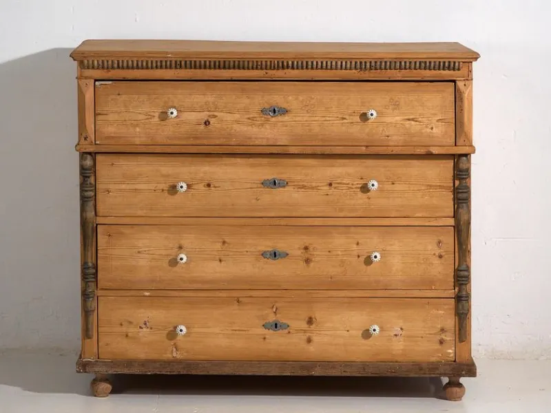 Pamono Antique French Provençal Style Chest of Drawers, 1920s> Dressers, Commodes & Chests