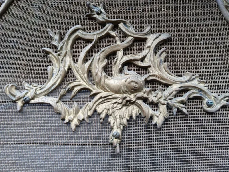 Hot Pamono Antique French Rococo Style Fireplace Screen in Brass, 1890s