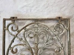 Outlet Pamono Antique French Rustic Cast Iron Window Grilles, 1900s, Set of 3