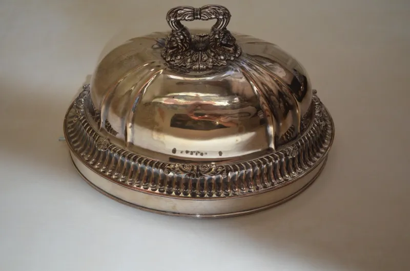 Pamono Antique French Silver-Plated Cloche> Serving Dishes
