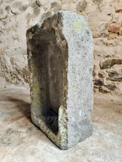 Pamono Antique French Volcanic Stone Trough, 18th Century><noscript><img width=