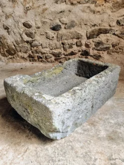 Pamono Antique French Volcanic Stone Trough, 18th Century><noscript><img width=