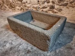 New Pamono Antique French Volvic Stone Trough Water Basin, Puy-de-Dôme, 18th Century