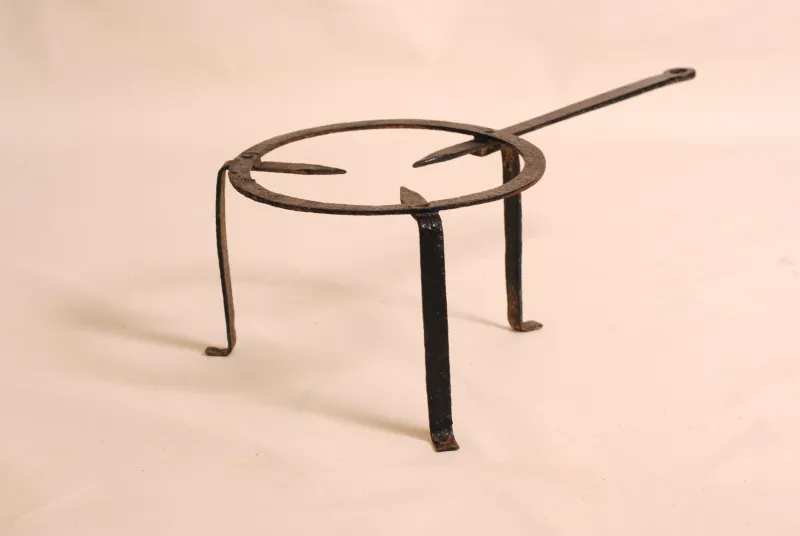 Outlet Pamono Antique French Wrought Iron Tripod Fireplace Stand, 1890s
