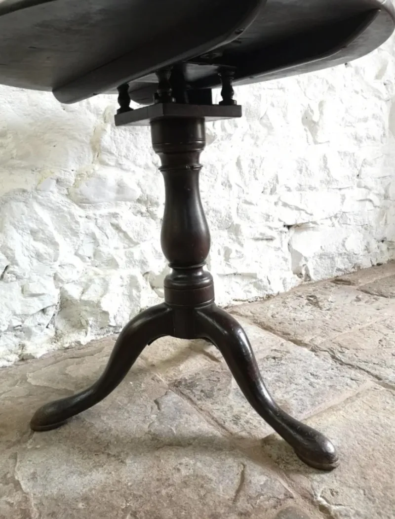 Pamono Antique George III Birdcage Tilt Top Wine Table in Red Walnut, 1760> Coffee & Side Tables