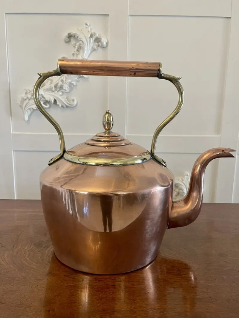 Pamono Antique George III Copper Kettle, 1800s> Coffee & Tea Service