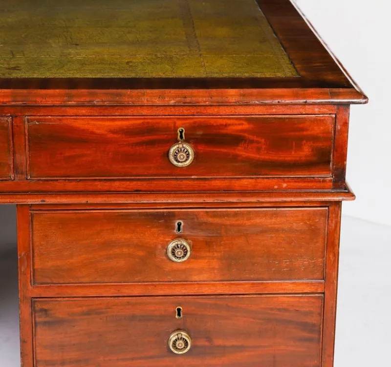 New Pamono Antique George III Flame Mahogany Partner's Pedestal Desk, 1790s