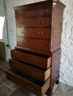 Pamono Antique George III Mahogany Tallboy, 1760><noscript><img width=