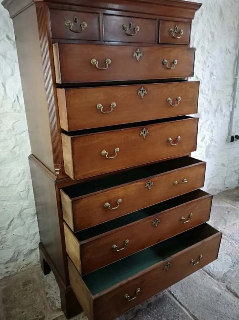 Pamono Antique George III Mahogany Tallboy, 1760> Dressers, Commodes & Chests