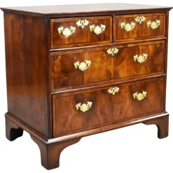 Pamono Antique Georgian Burr Walnut Chest of Drawers, 1730
