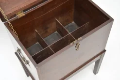 Pamono Antique Georgian Wine Cooler by Gillows, 1790><noscript><img width=