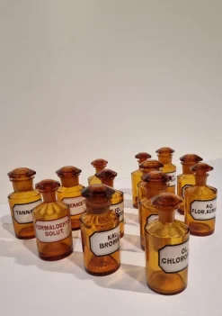 Pamono Antique German Amber Glass Apothecary Pharmacy Hand Blown Jars, Set of 13> Bottles, Carafes & Jugs