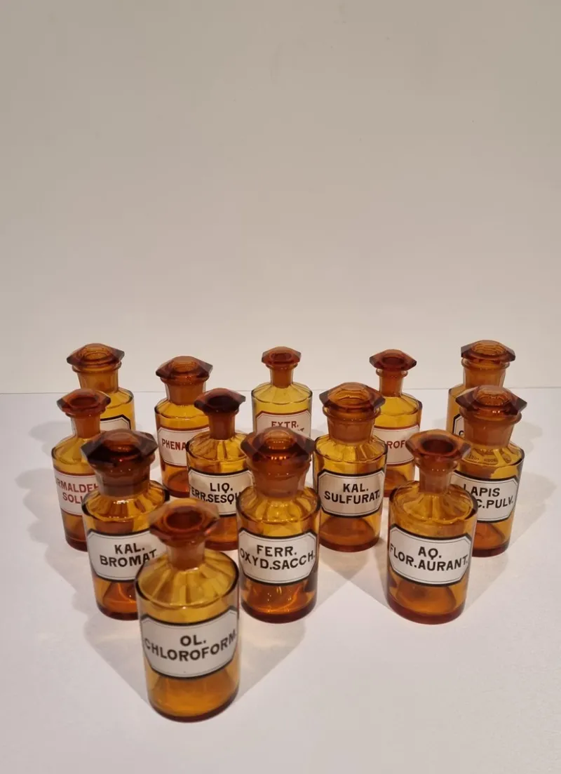 Pamono Antique German Amber Glass Apothecary Pharmacy Hand Blown Jars, Set of 13> Bottles, Carafes & Jugs